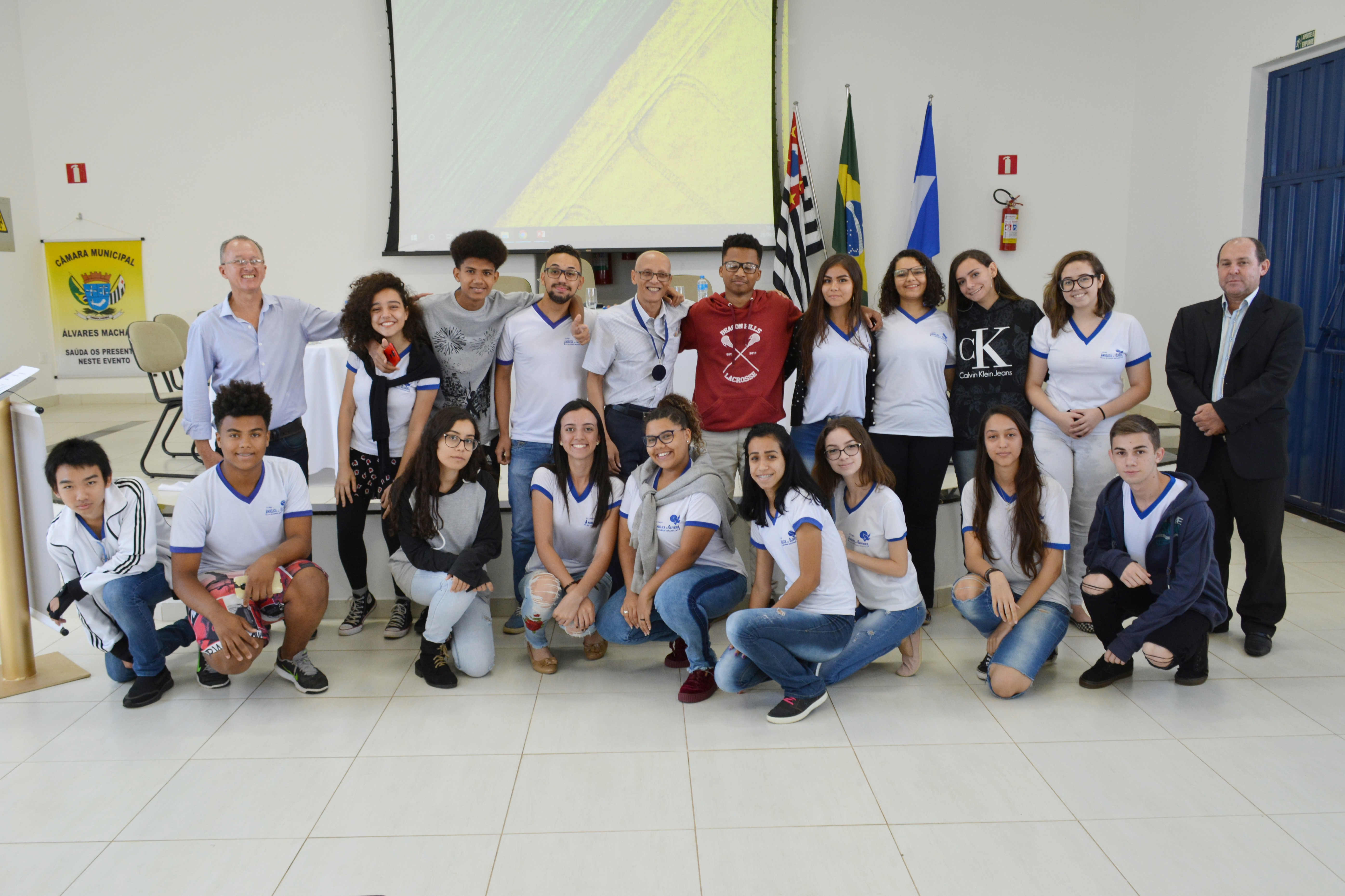 Câmara Mirim Escolar E.E. Profª Angélica de Oliveira 