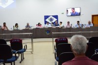 Legislativo aprova três projetos de lei e derruba três vetos em sessão