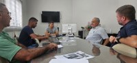 Legislativo discute envio de emendas parlamentares a Álvares Machado 
