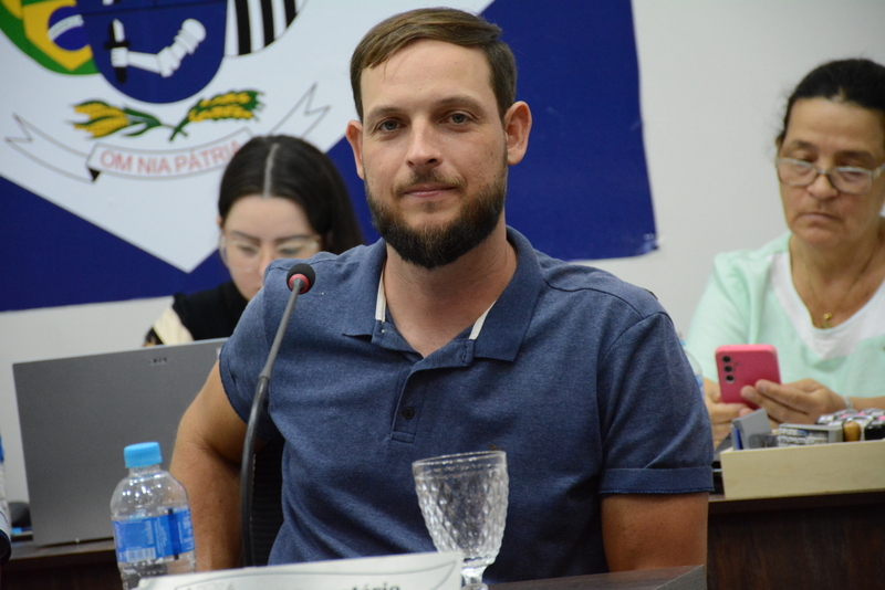 Parlamentar aponta necessidade de dedetização regular no Velório Municipal