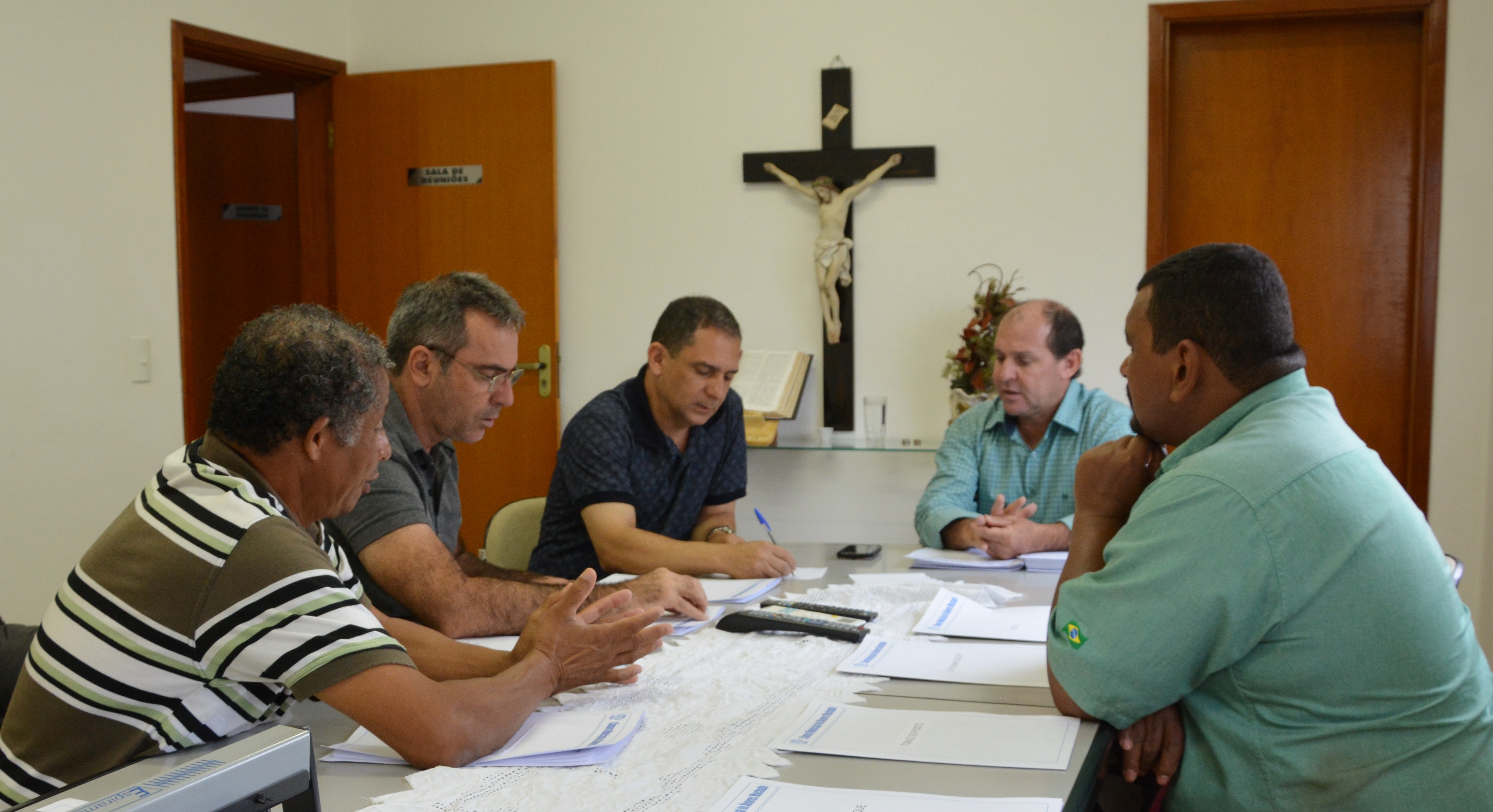 Reunião com gerente da Companhia de Saneamento Básico