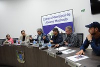 Reunião pública discute reconhecimento de educadoras infantis como professoras em Álvares Machado
