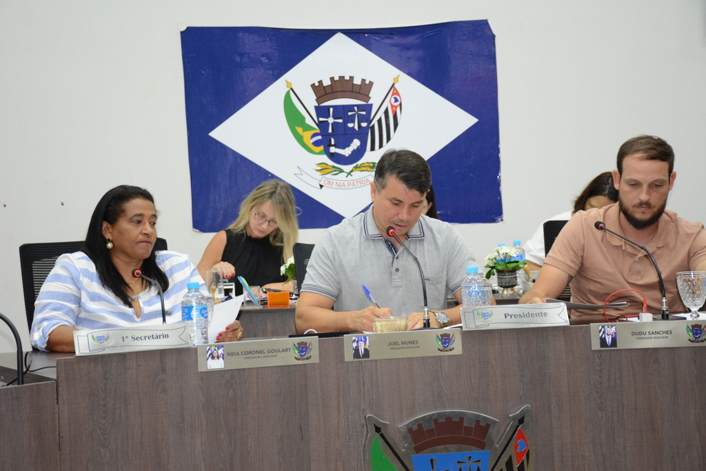 Sessão ordinária tem cinco projetos aprovados pelos vereadores