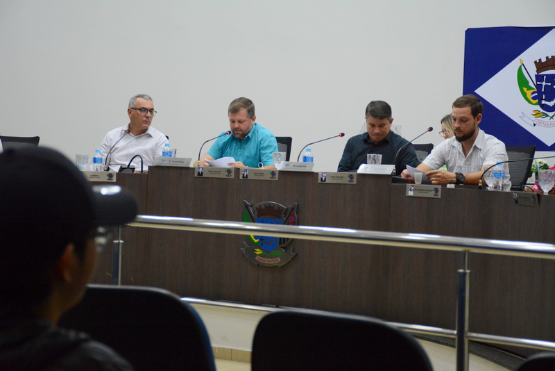 Vereadores aprovam moção de apoio a servidores da Cati; PLs entram em tramitação