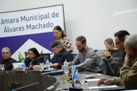 Vereadores aprovam projeto de reestruturação administrativa e quadro de pessoal da Prefeitura 
