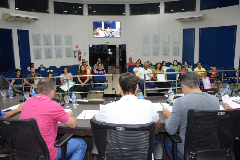 Vereadores cobram desmembramento de turmas multisseriadas da EMEIF José Molina